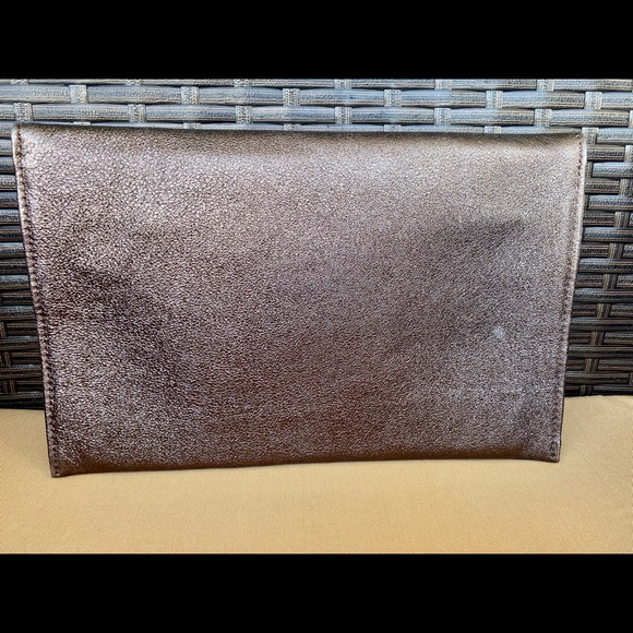 MAISON DU POSH ENVELOPE CLITCH CRYSTAL RING DETAIL - Picture 3 of 8